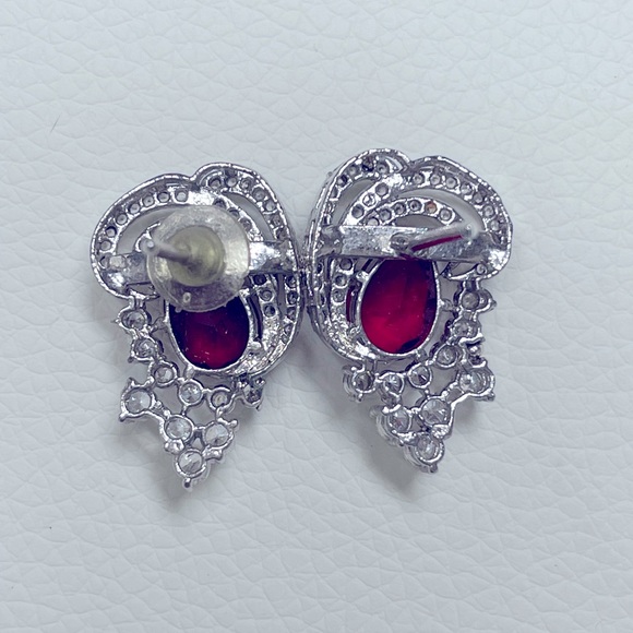 Pink embellished earrings - Picture 2 of 2